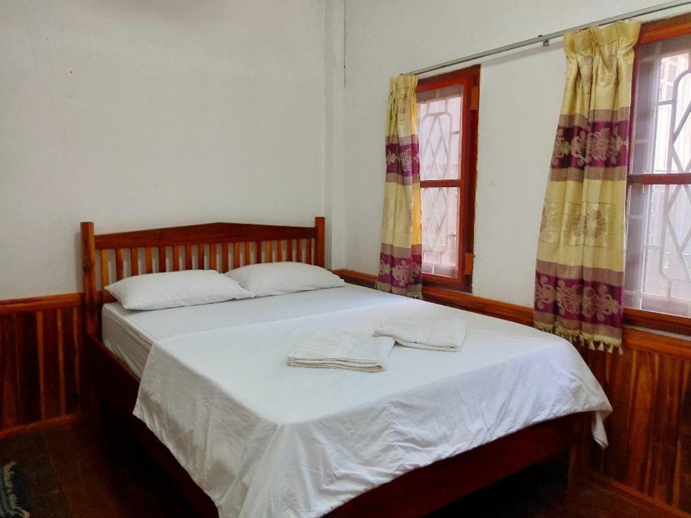 Sunset Bungalows & Gh Muang Ngoi Εξωτερικό φωτογραφία